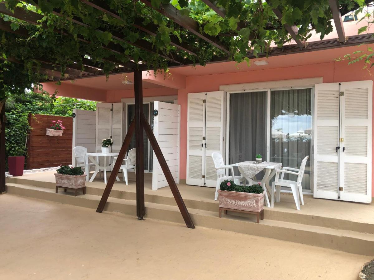Plaisir Rooms Makriammos Exterior foto